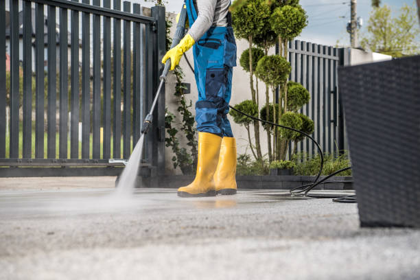 Best Deck Cleaning Services  in Leisure World, MD